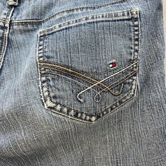 Tommy Hilfiger Women's Denim Bermuda Shorts Size 8 Cuffed Y2K 391705 - Picture 4 of 14